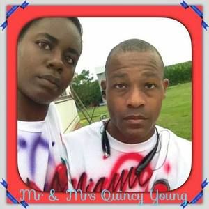 Meet your Posher, Quincy